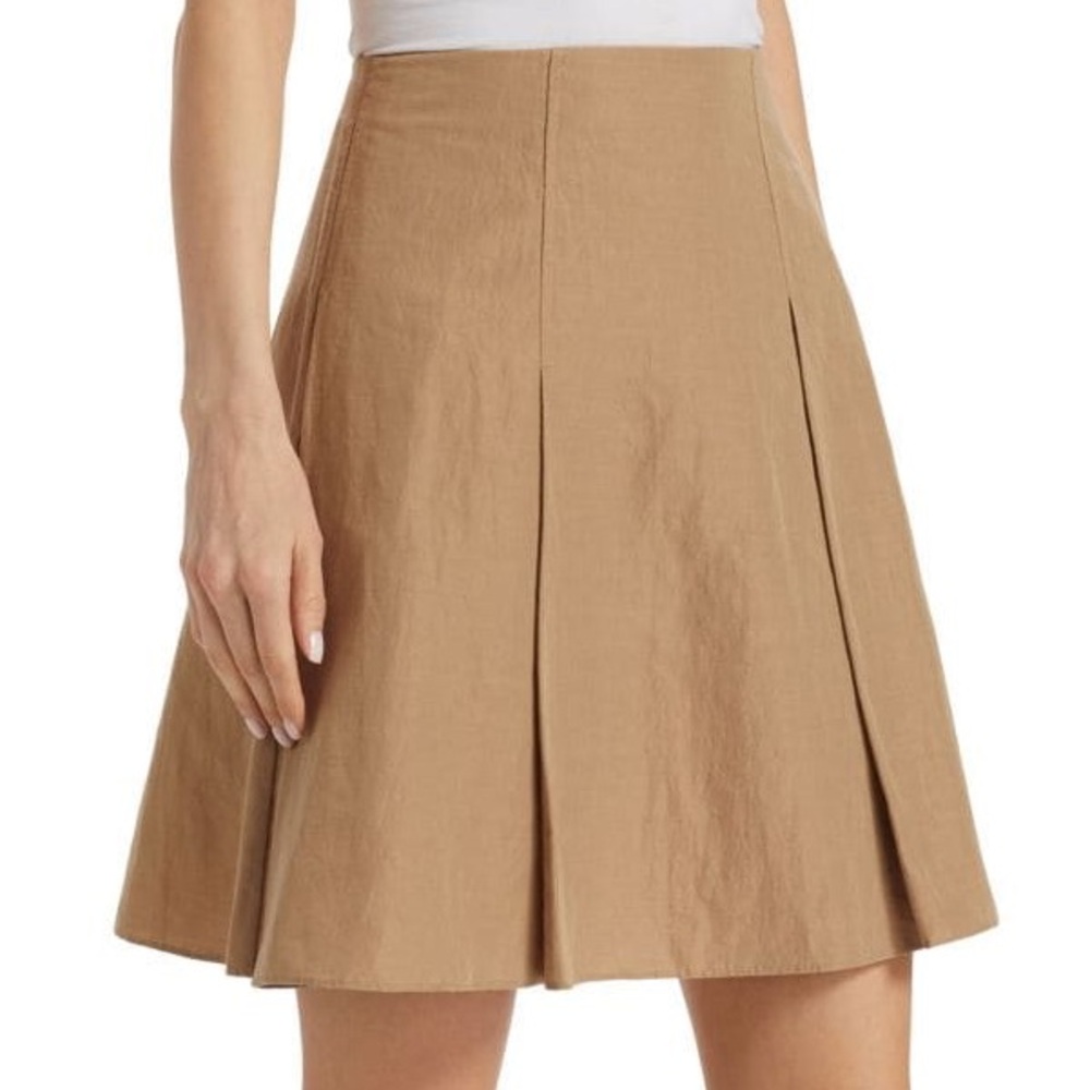 Vince pleated mini skirt size 8